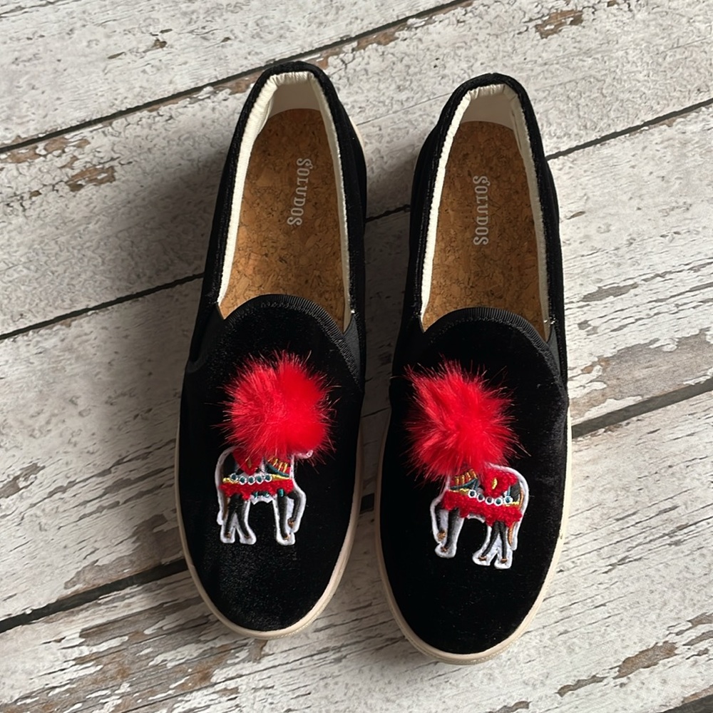 Soludos Velvet Show Pony Sneakers - Sz 10
